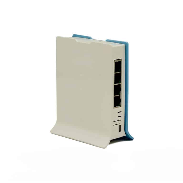 MG_4473.jpg روتر شبکه میکروتیک مدل RB941-2nD-TC - تصویر 3