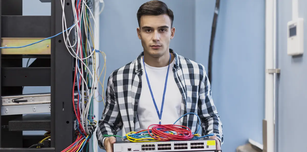 عیب یابی سانترال سخت‌افزاری و برق